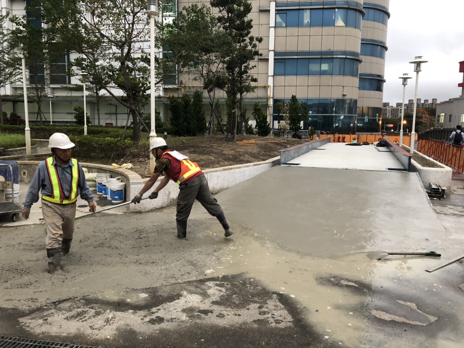 橋梁式平面卡車地磅 5 橋梁式地磅水泥平面地磅斜坡整理11