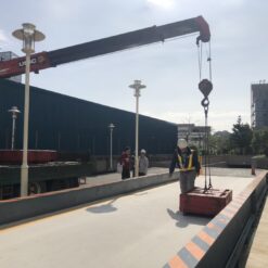 橋梁式平面卡車地磅 12 橋梁式地磅水泥平面地磅砝碼校正03