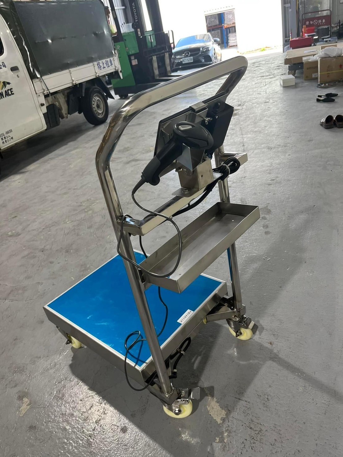 資源回收秤重軟體 3 APP 智能手推電子秤側面