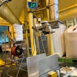 FN600A滑板式縫袋口機秤重電子秤 16 FN600A滑板式縫袋口機秤重電子秤-現場圖01