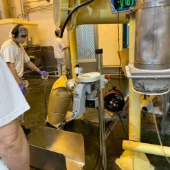 FN600A滑板式縫袋口機秤重電子秤 20 FN600A滑板式縫袋口機秤重電子秤-現場圖05